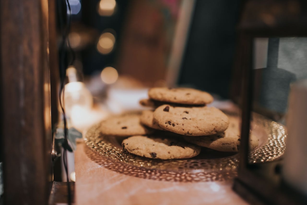 The Best Soft Chocolate Chip Cookies: Easy, Buttery & Irresistible